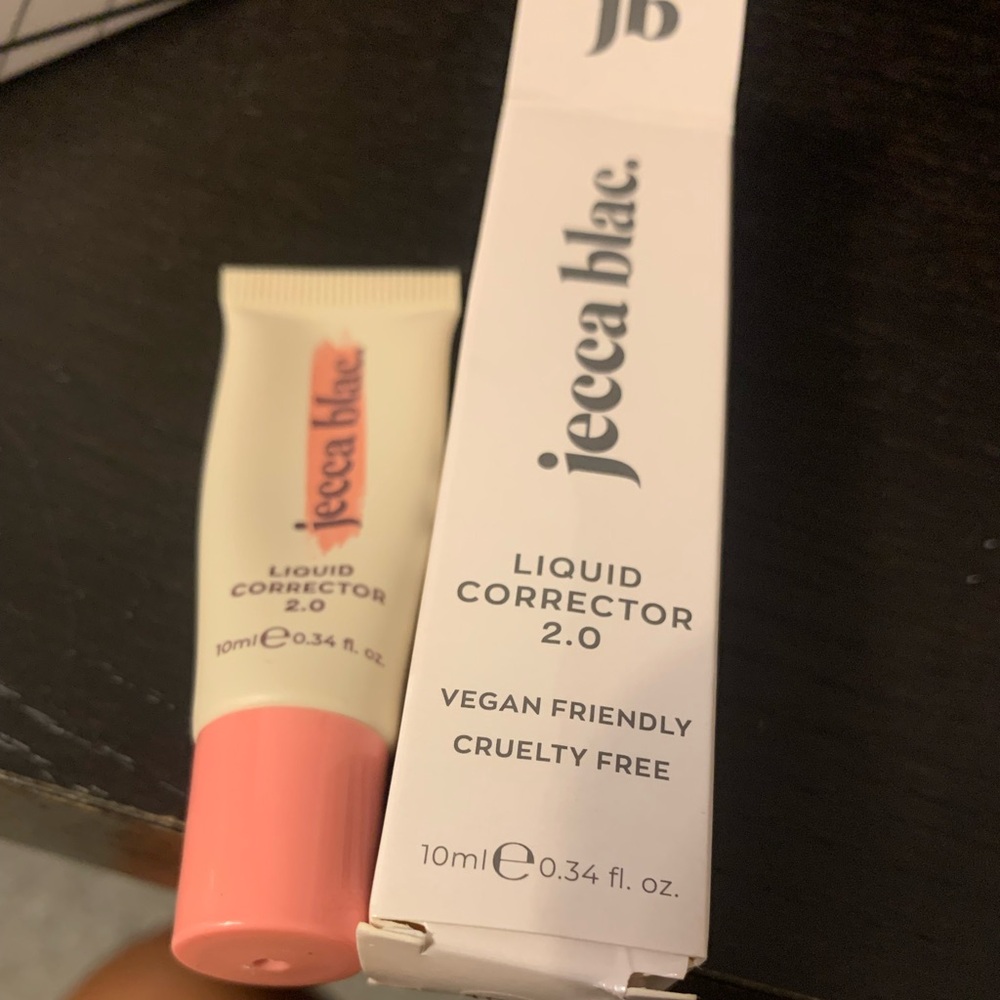 2/$15 Jecca Blac Liquid Corrector 2.0